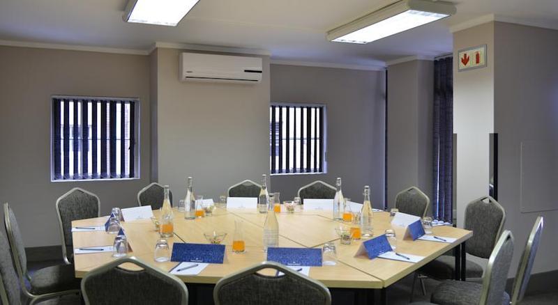 Anew Hotel Hatfield פרטוריה מראה חיצוני תמונה